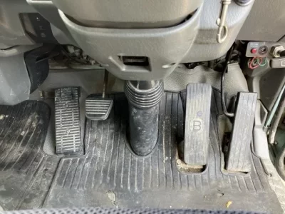Mitsubishi MINIYON