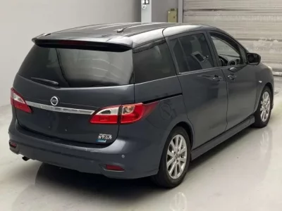 Nissan LAFESTA