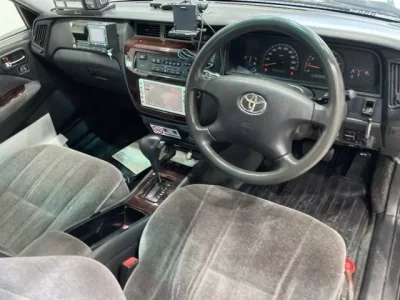 Toyota CROWN COMFORT