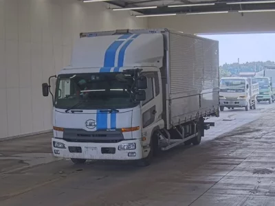 Nissan CONDOR