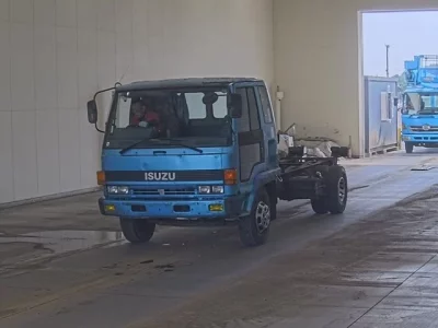 Isuzu FORWARD