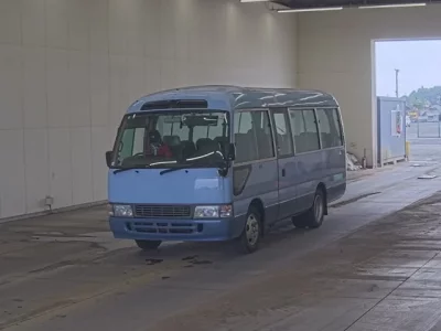Toyota COASTER