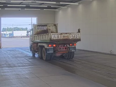 Nissan TRUCK