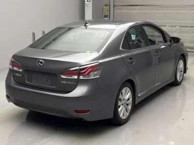 Lexus HS