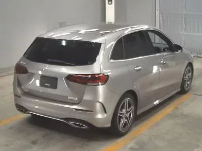 Mercedes-Benz B CLASS