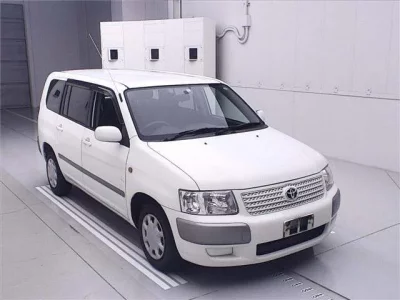 Toyota SUCCEED
