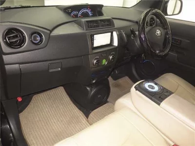 Toyota BB