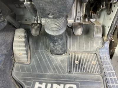 Hino TRUCK