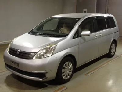 Toyota ISIS