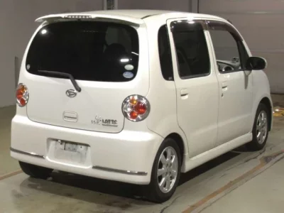 Daihatsu MOVE LATTE