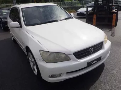 Toyota ALTEZZA WAGON