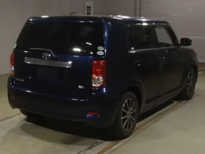 Toyota COROLLA RUMION