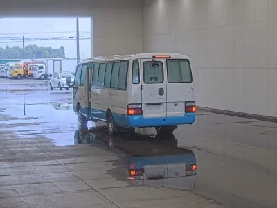 Toyota COASTER