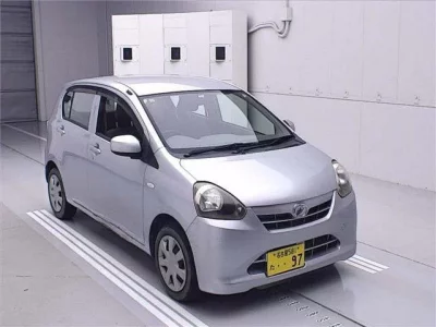 Daihatsu MIRA E S