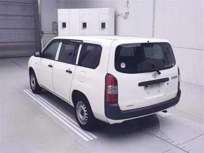 Toyota SUCCEED