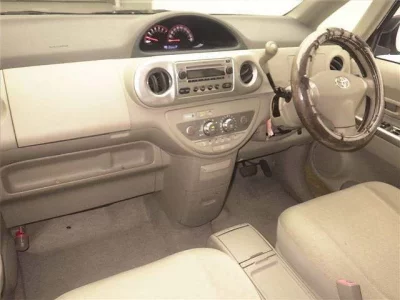 Toyota PORTE