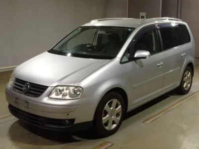 Volkswagen GOLF TOURAN