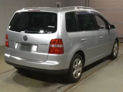 Volkswagen GOLF TOURAN