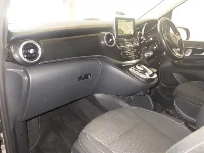 Mercedes-Benz V CLASS
