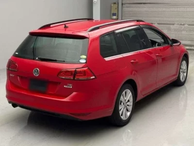 Volkswagen GOLF VARIANT