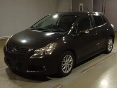 Toyota BLADE