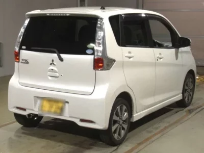 Mitsubishi EK CUSTOM