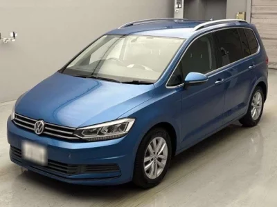 Volkswagen GOLF TOURAN