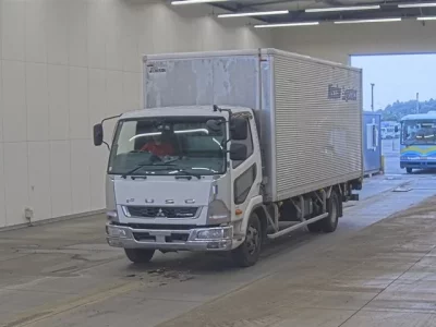 Mitsubishi FUSO FIGHTER