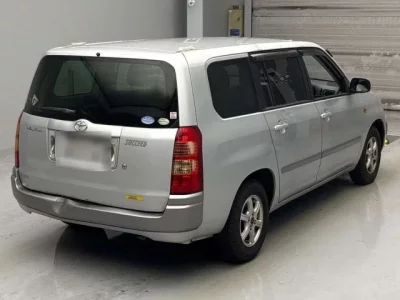 Toyota SUCCEED