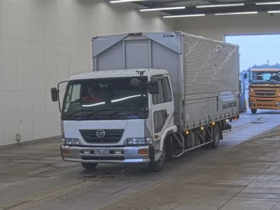 Nissan CONDOR