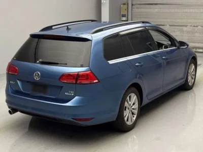 Volkswagen GOLF VARIANT