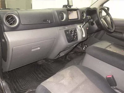 Nissan CARAVAN VAN