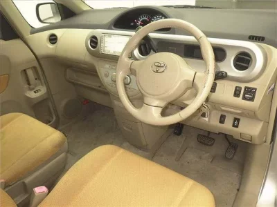 Toyota PORTE