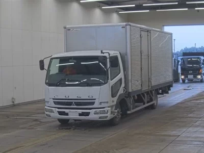 Mitsubishi FUSO FIGHTER