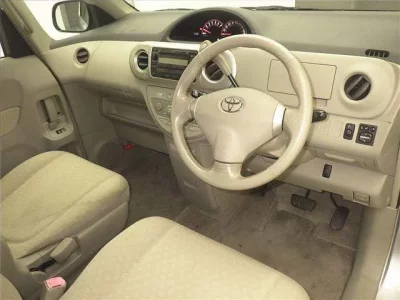 Toyota PORTE