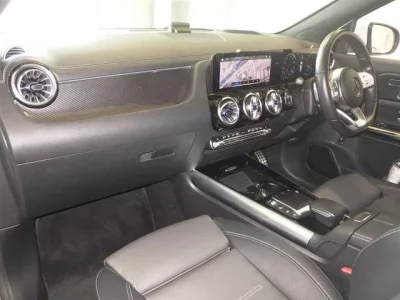 Mercedes-Benz GLA CLASS