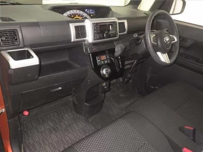 Toyota PIXIS MEGA
