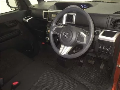 Toyota PIXIS MEGA