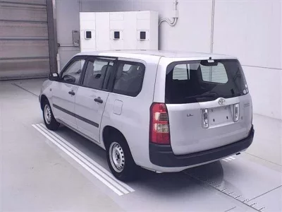 Toyota SUCCEED