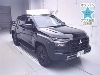 Mitsubishi TRITON