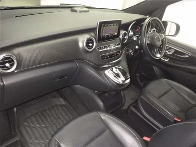 Mercedes-Benz V CLASS