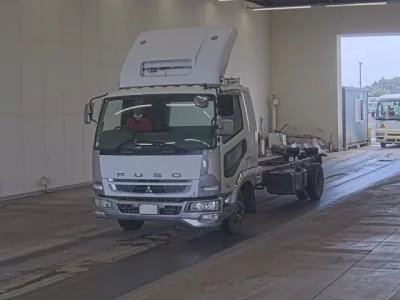 Mitsubishi FUSO FIGHTER