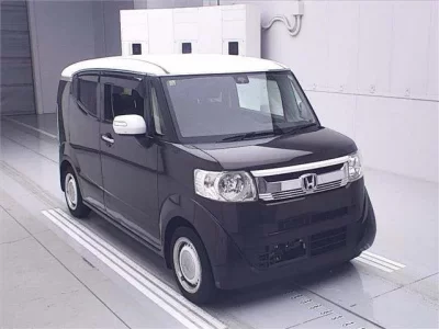 Honda N BOX SLASH