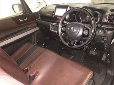 Honda N BOX SLASH