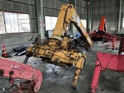 TADANO CRANE