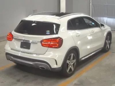 Mercedes-Benz GLA CLASS