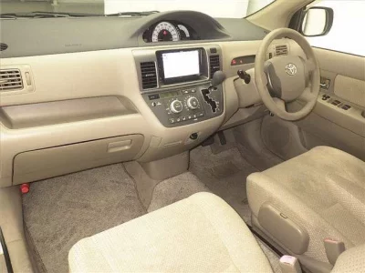 Toyota RAUM