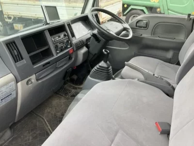 Mazda TITAN