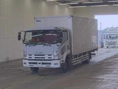 Isuzu FORWARD