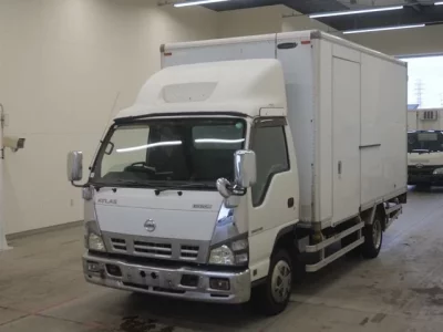 Nissan ATLAS